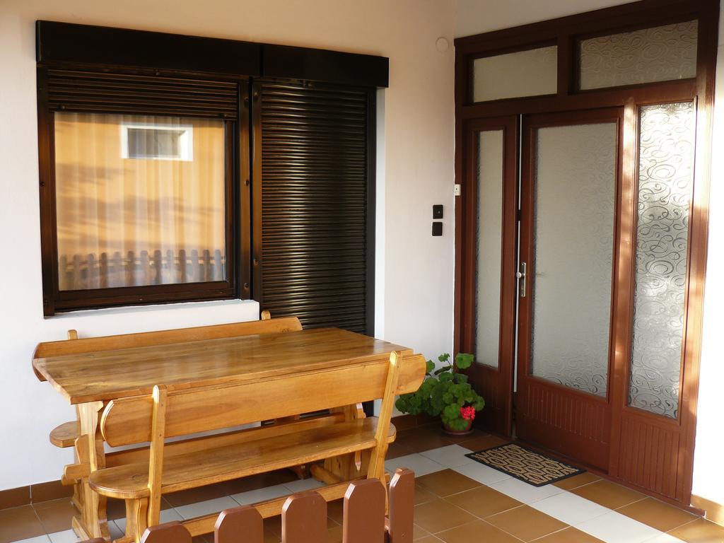 Zsuzsi Apartman Залакарош Экстерьер фото