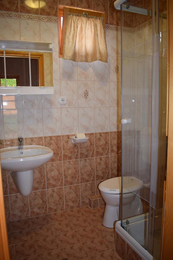 Zsuzsi Apartman Залакарош Экстерьер фото