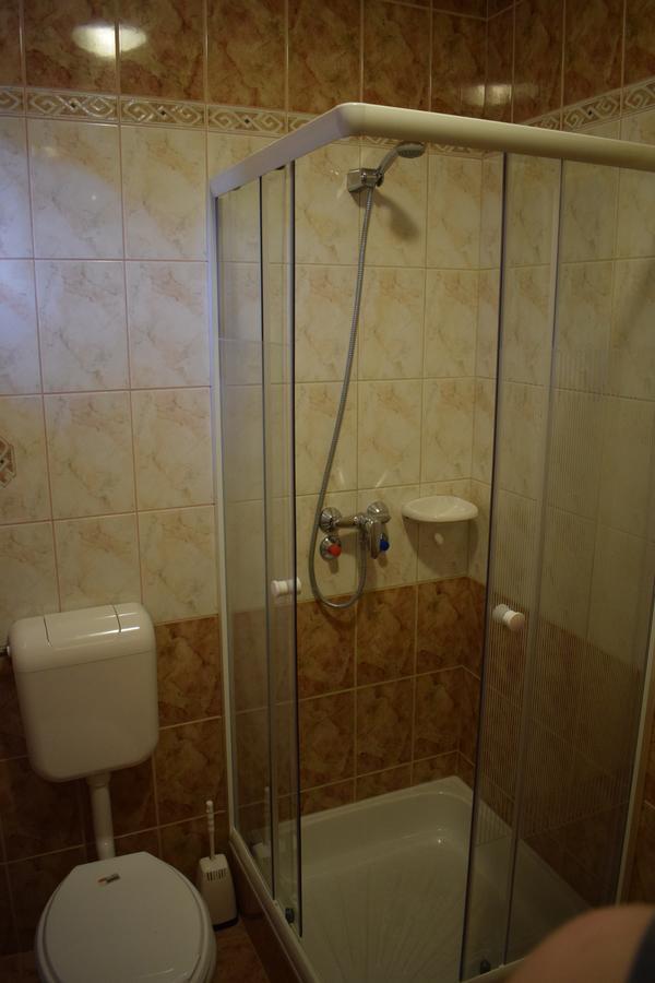 Zsuzsi Apartman Залакарош Экстерьер фото